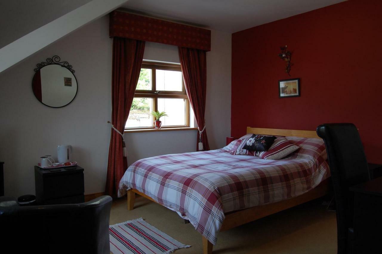 Tinnycross House B&B Ballymore Eustace Esterno foto